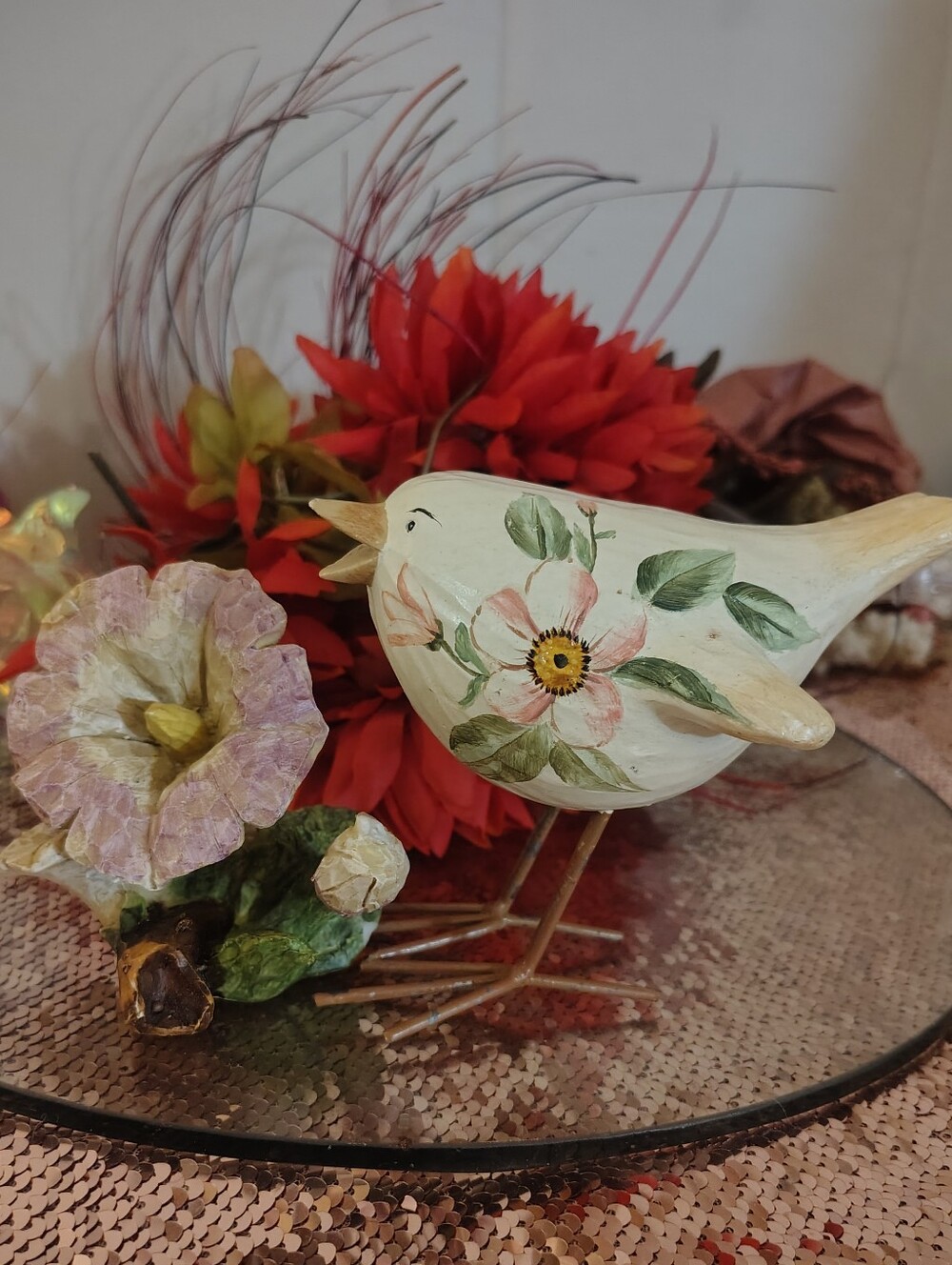 Faux Carved Resin Bird Figurine and Matching Flower Accent Set (2 Pieces) Decor